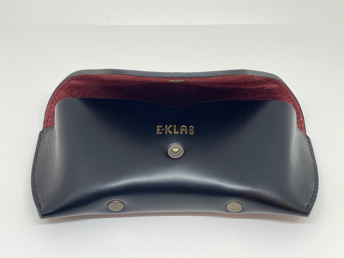 ETUI EN CUIR